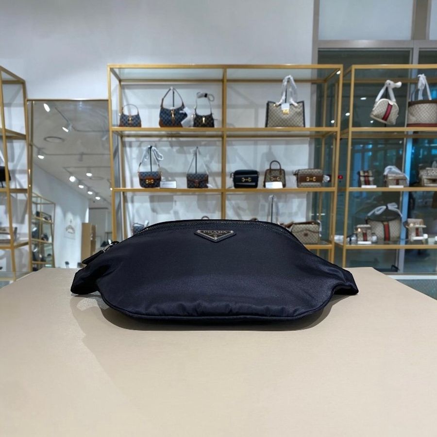 🛫早秋當季新品🛬Prada 2VL033 尼龍及 Saffiano 皮革腰包 黑色-3