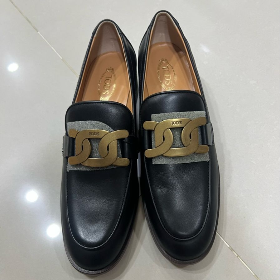 Tod’s黑色樂福鞋 Kate Loafer 金屬釦環37 1/2-10