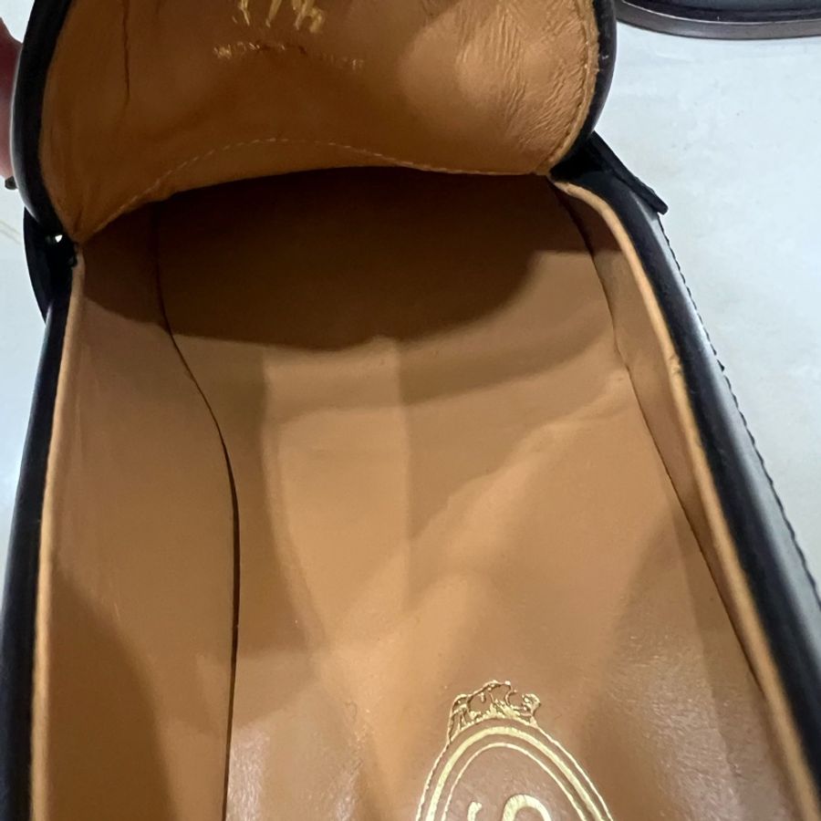 Tod’s黑色樂福鞋 Kate Loafer 金屬釦環37 1/2-12