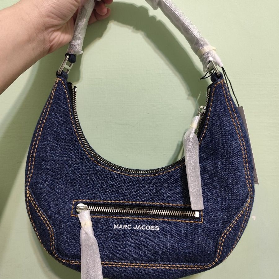 MJ Marc Jacobs 丹寧月牙肩背包 大號 全新(不可議)-16
