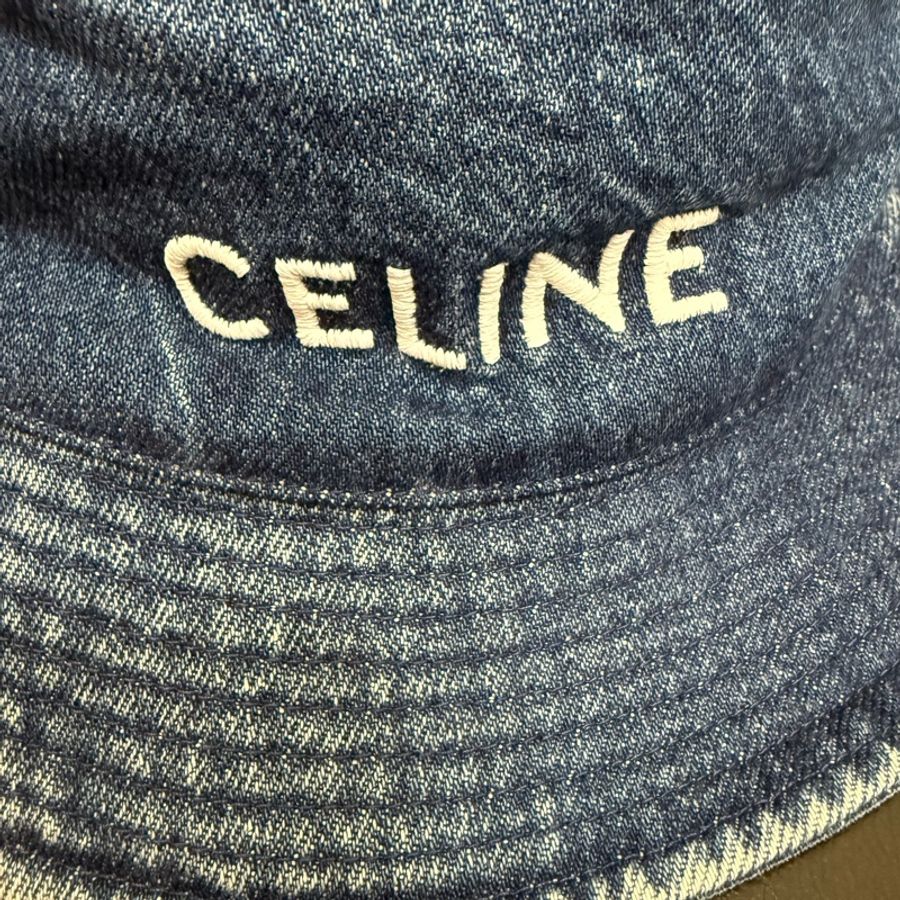 CELINE牛仔藍水桶帽-3