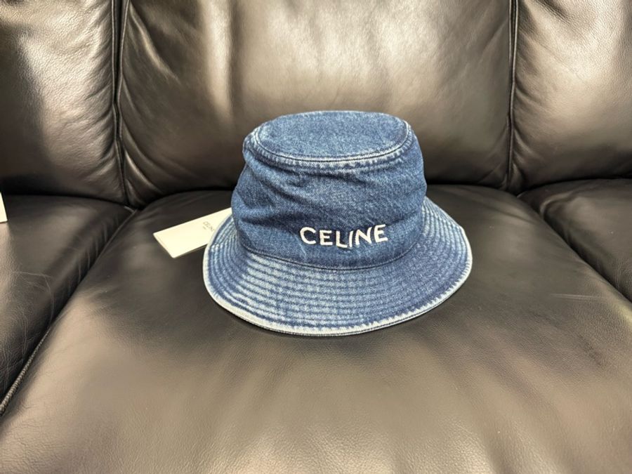 CELINE牛仔藍水桶帽-6