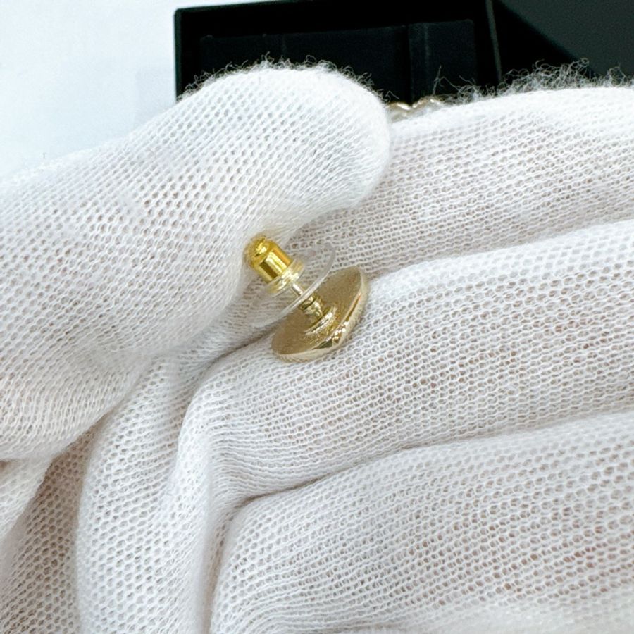 🧚🏻♀️莉亞精品♡Chanel 愛心白珍珠鏡面耳針 全新🧚🏻♀️-4