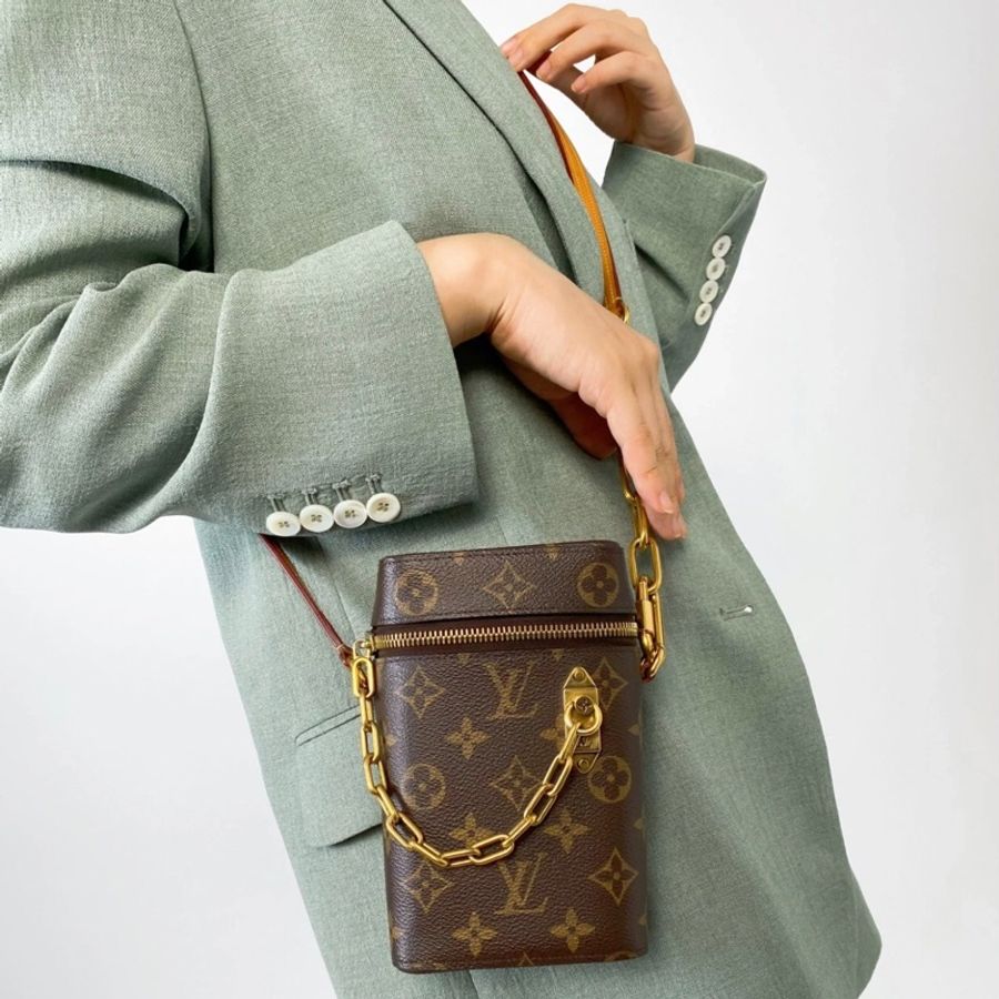 LOUIS VUITTON Phone box M44914 Monogram-3