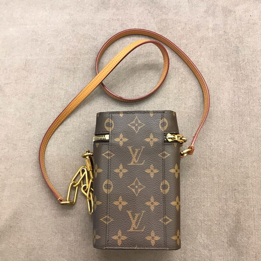 LOUIS VUITTON Phone box M44914 Monogram-6
