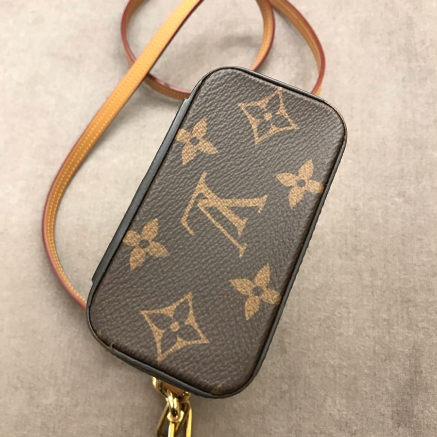 LOUIS VUITTON Phone box M44914 Monogram-7