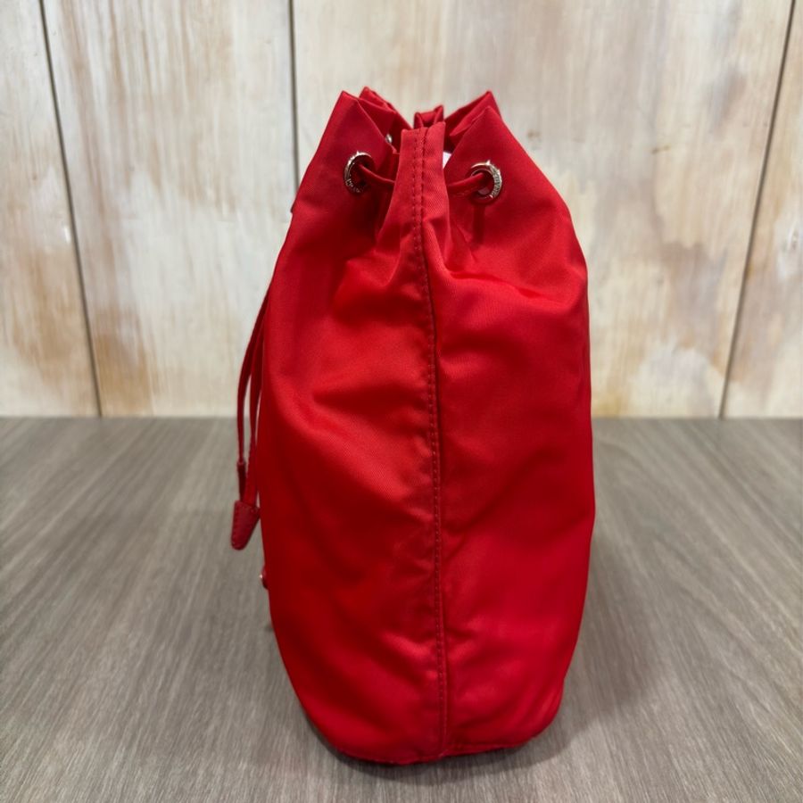 PRADA 1N0369 紅色 三角標 帆布 三角鐵牌 束口包 化妝包 收納包 萬用包-5