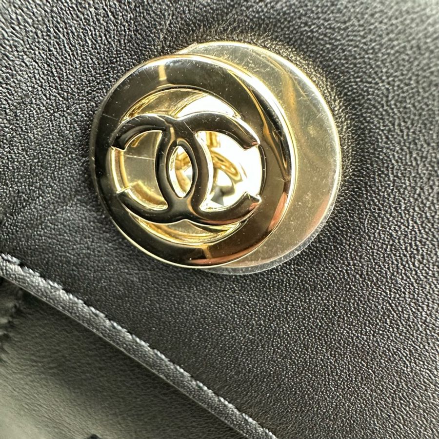 CHANEL 黑金真皮菱格子母沙灘包 Tote Bag 全套有單-11