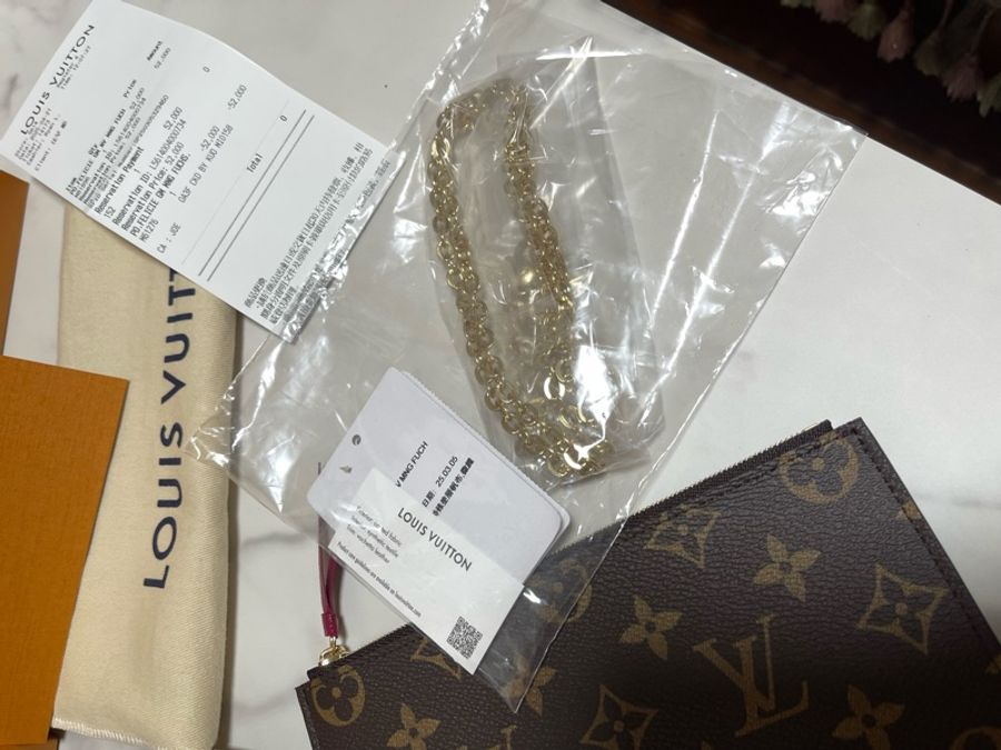 全新 Lv 三合一斜背包 晶片款-2