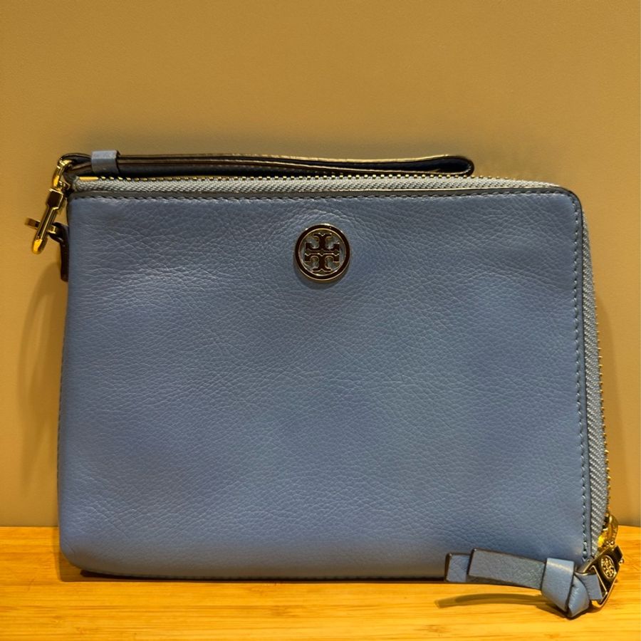 TORY BURCH 藍色皮革手拿包-1