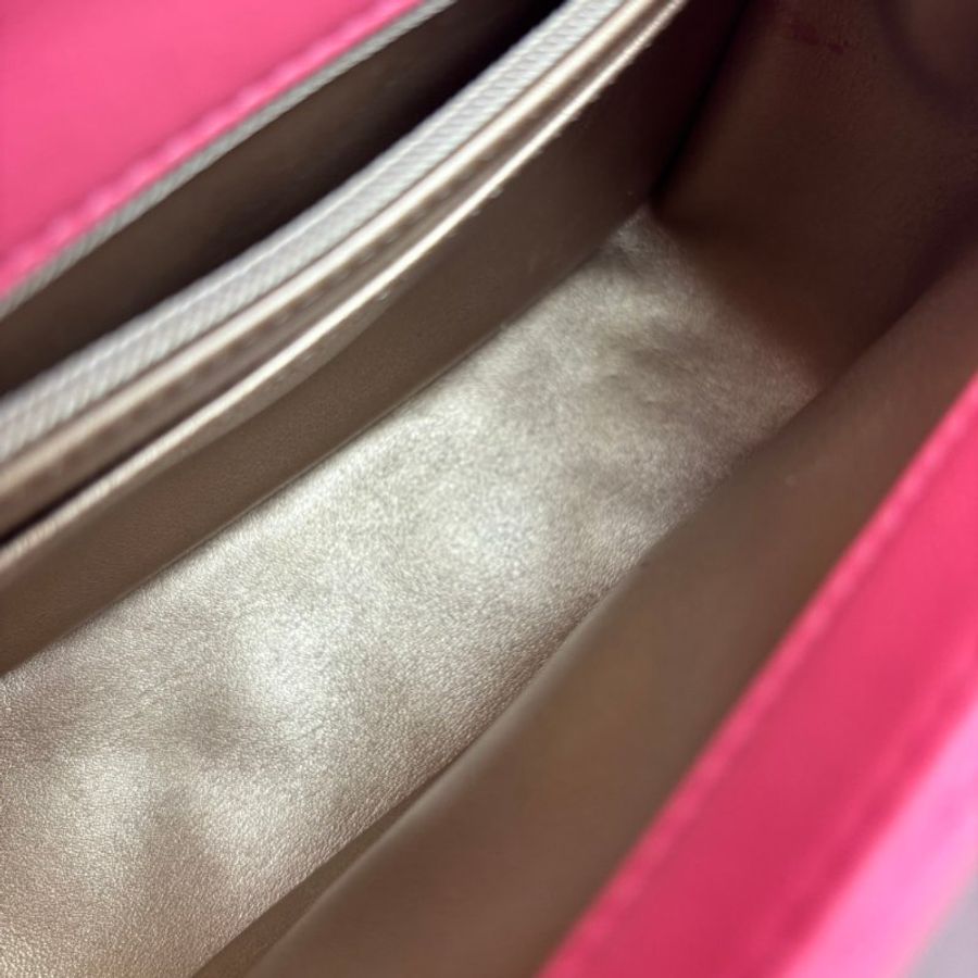 ::CHANEL:: 珊瑚粉橘金球方胖17 天菜COCO-25