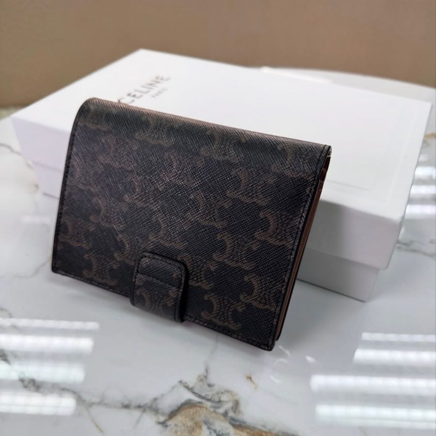 全新‼️Celine Medium Victoire Wallet 10M912 老花 凱旋門 錢包-6