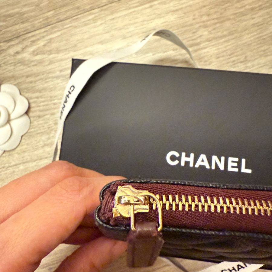 Chanel 經典ㄧ字零錢包黑色荔枝牛皮-1