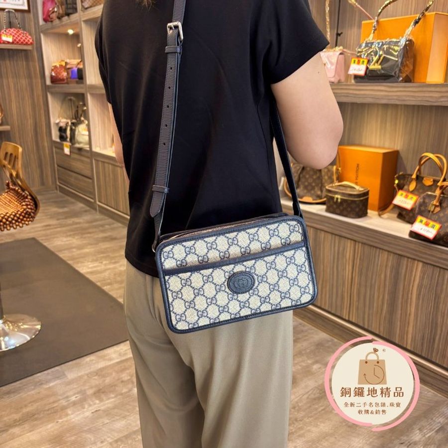 Gucci 658572 INTERLOCKING G 帆布迷你斜背包(藍黑色)(附購證)-1