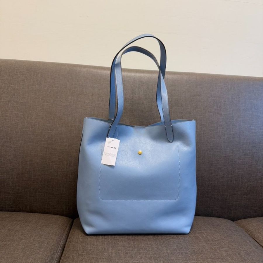 全新 Coach MANHATTAN 藍色 托特包-1