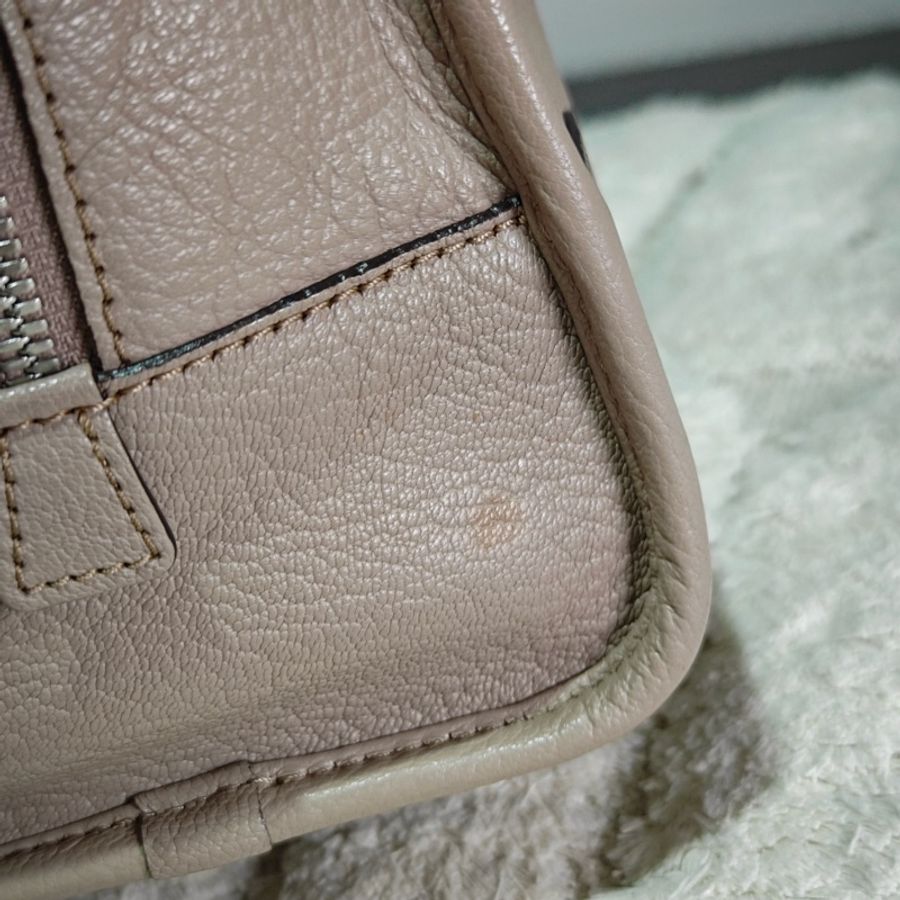 Loewe Amazon 皮質保齡球波士頓包miumiu款-13