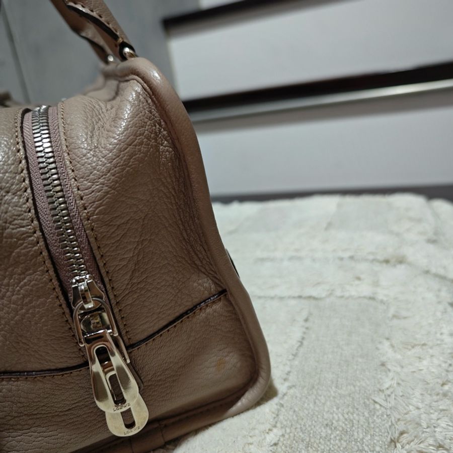 Loewe Amazon 皮質保齡球波士頓包miumiu款-15