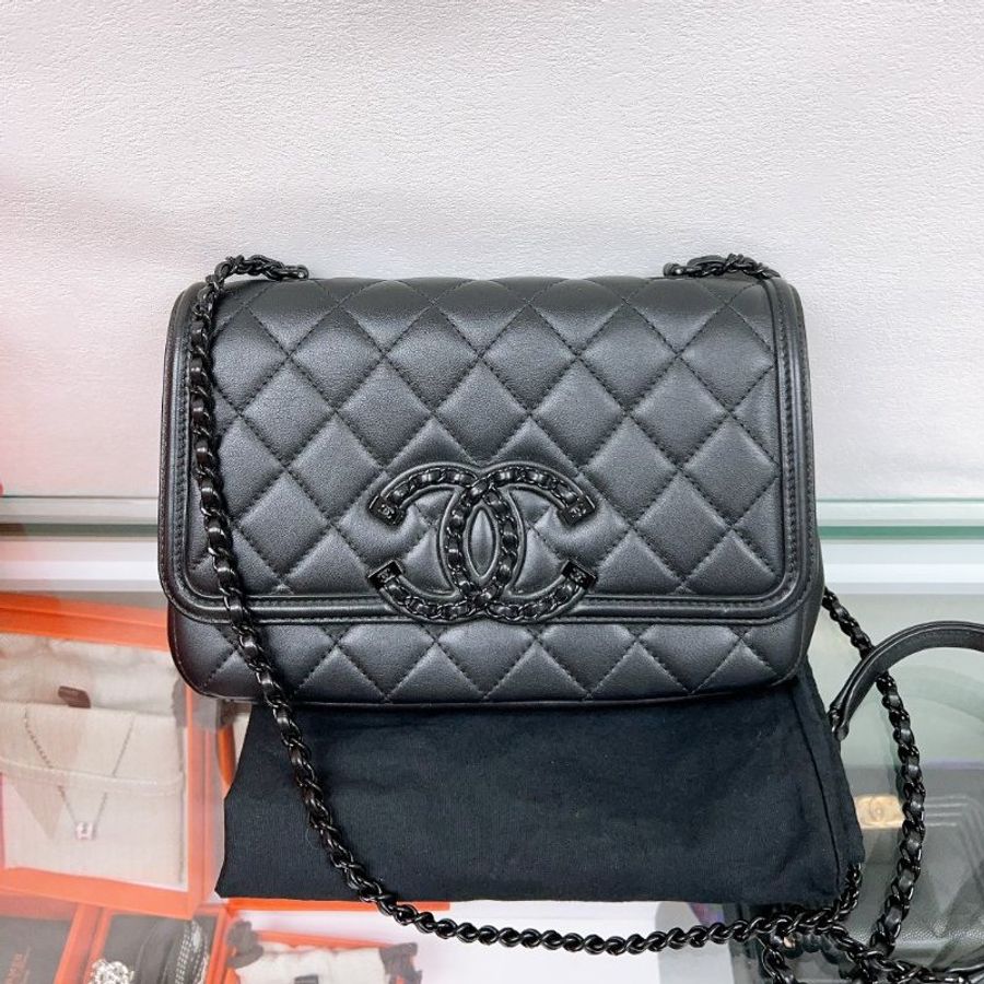 Chanel filigree so black 鏈條翻蓋包-0