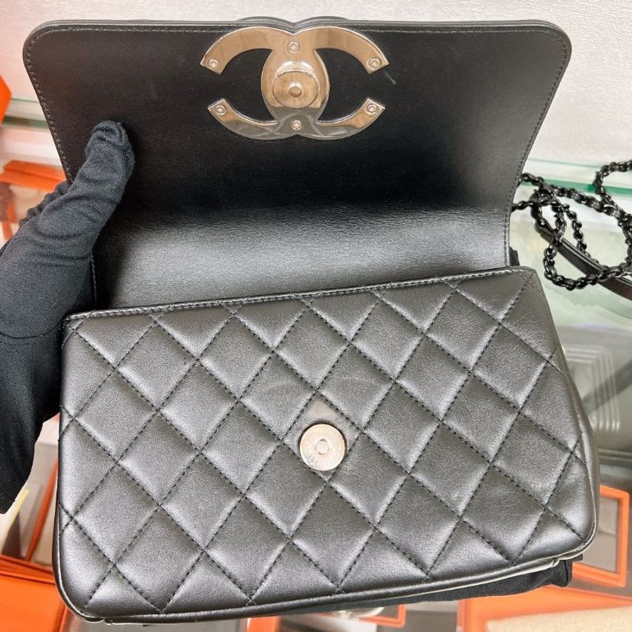 Chanel filigree so black 鏈條翻蓋包-6