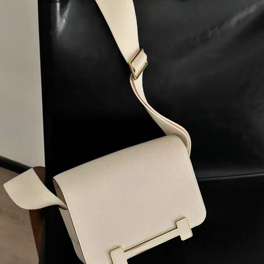 Hermes 奶油白金扣geta木屐包u刻山羊皮 21.5*13*5cm,99新 配件塵袋 原價近26萬-1