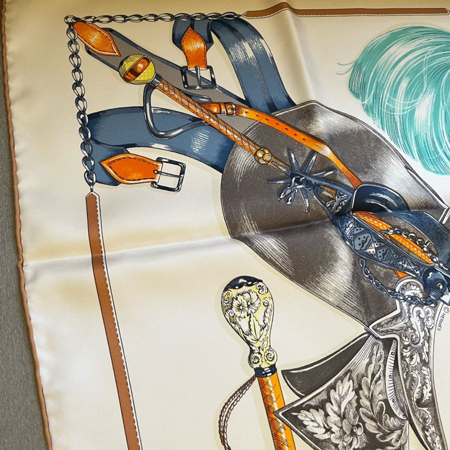 Hermes 90*90 馬兒絲巾-10