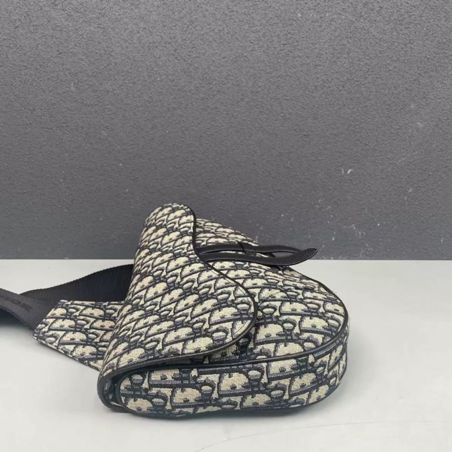 🈶專櫃購證Dior Saddle刺繡老花馬鞍包 芯片款 全配99🆕-13