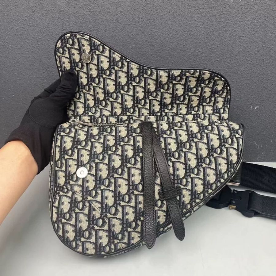 🈶專櫃購證Dior Saddle刺繡老花馬鞍包 芯片款 全配99🆕-17