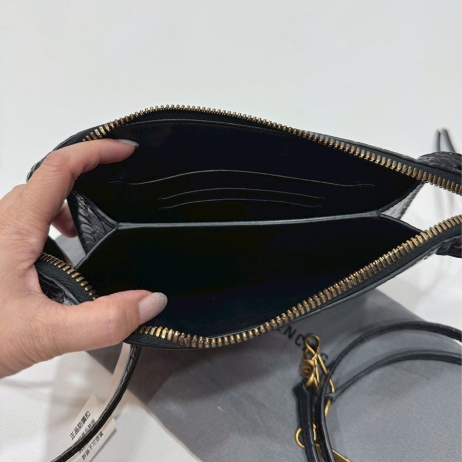 Balenciaga 巴黎世家 Neo Classic City黑色 鱷魚紋 皮夾 皮包 手拿包 肩背包 斜背包 側背包-13