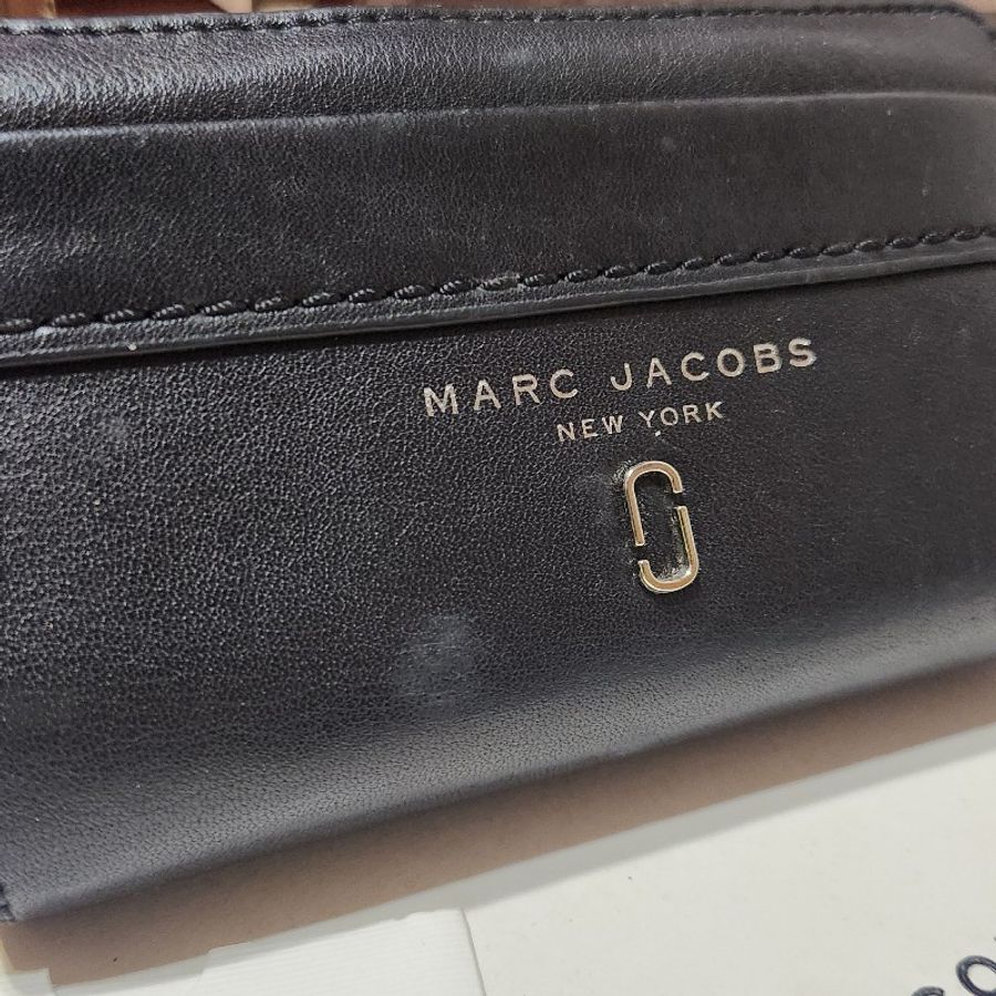 MARC JACOBS 黑色短夾95成新以上-11