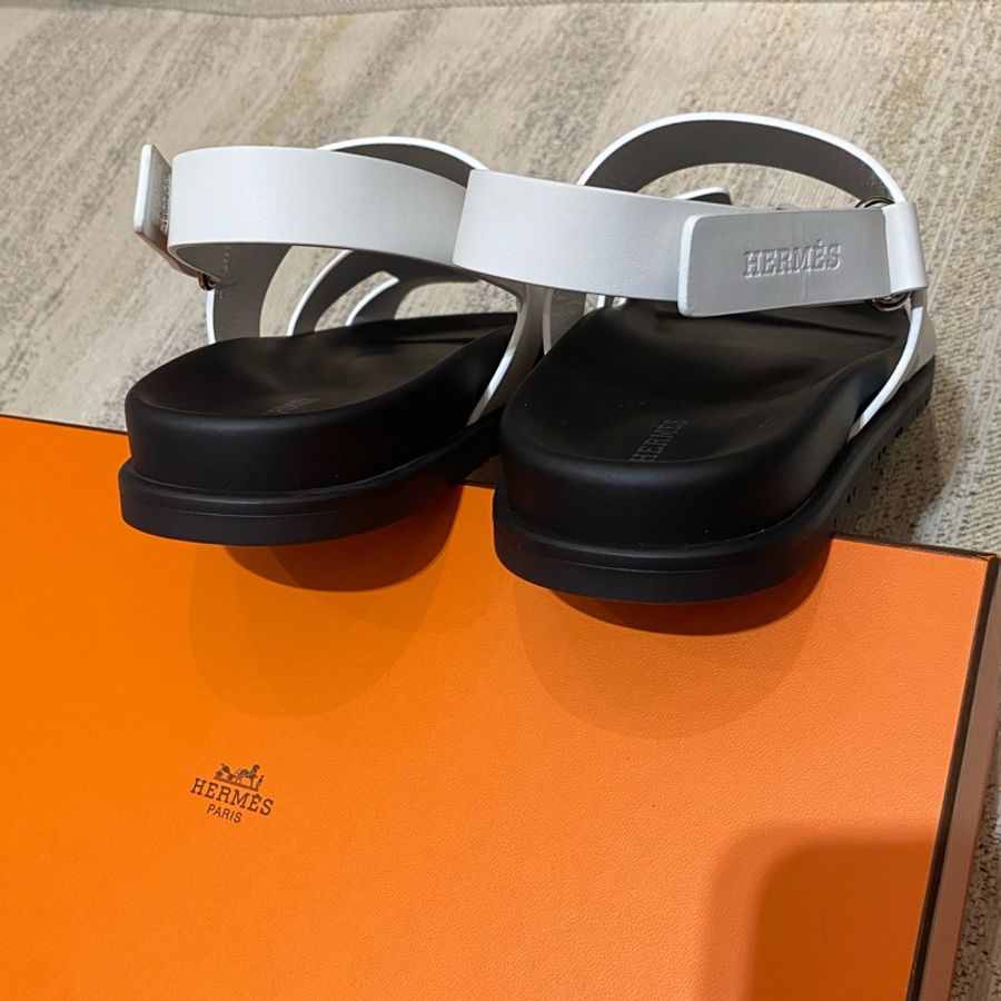 Hermès Genius 女款 二舅涼鞋-2