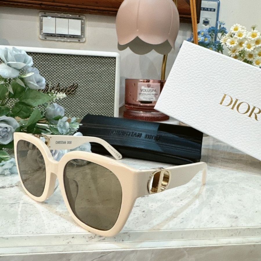 【現貨】麗睛眼鏡【DIOR 迪奧】可刷卡分期-30Montaigne S10F 奶白色 太陽眼鏡 迪奧熱門款眼鏡 CD-5