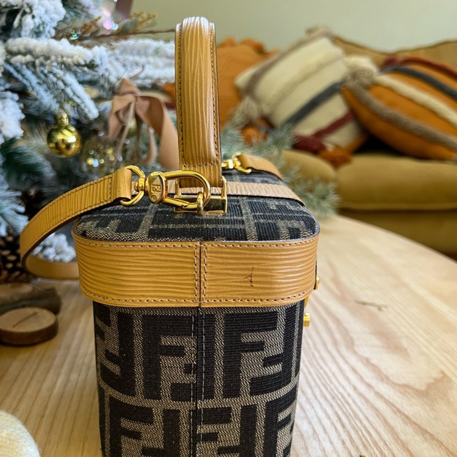 Fendi Mini Vintage Vanity中古 水波紋盒子 稀有 黃皮 芬迪-8