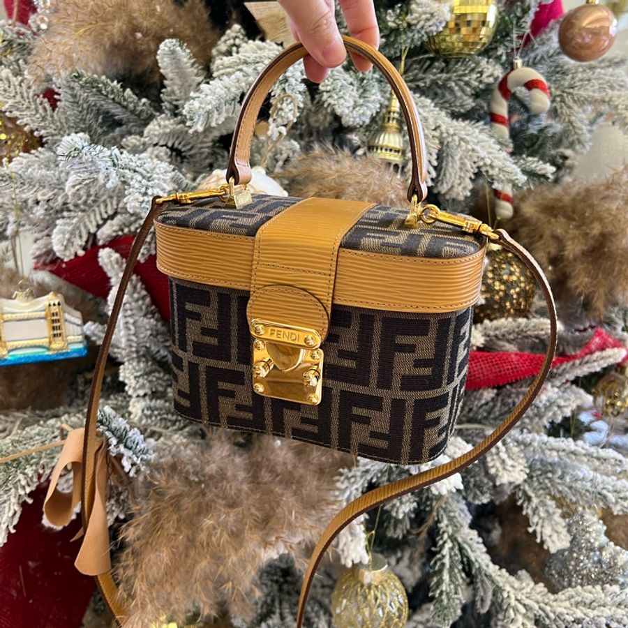 Fendi Mini Vintage Vanity中古 水波紋盒子 稀有 黃皮 芬迪-9