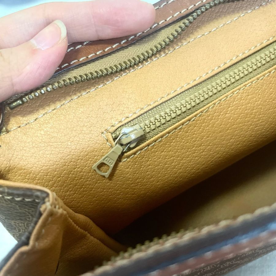 Celine 拉鍊凱旋門經典信封斜挎包-29