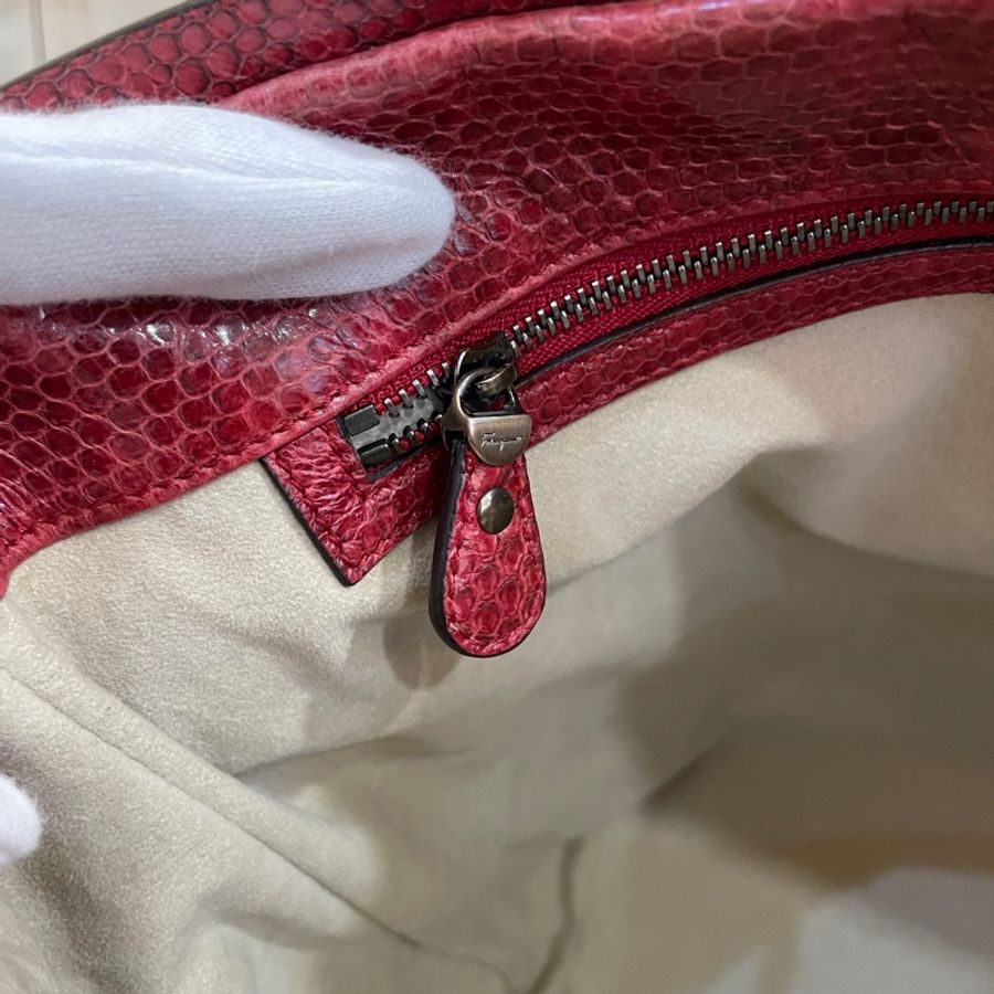 Ferragamo桃紅色蛇皮蝴蝶結手提包 托特包-20