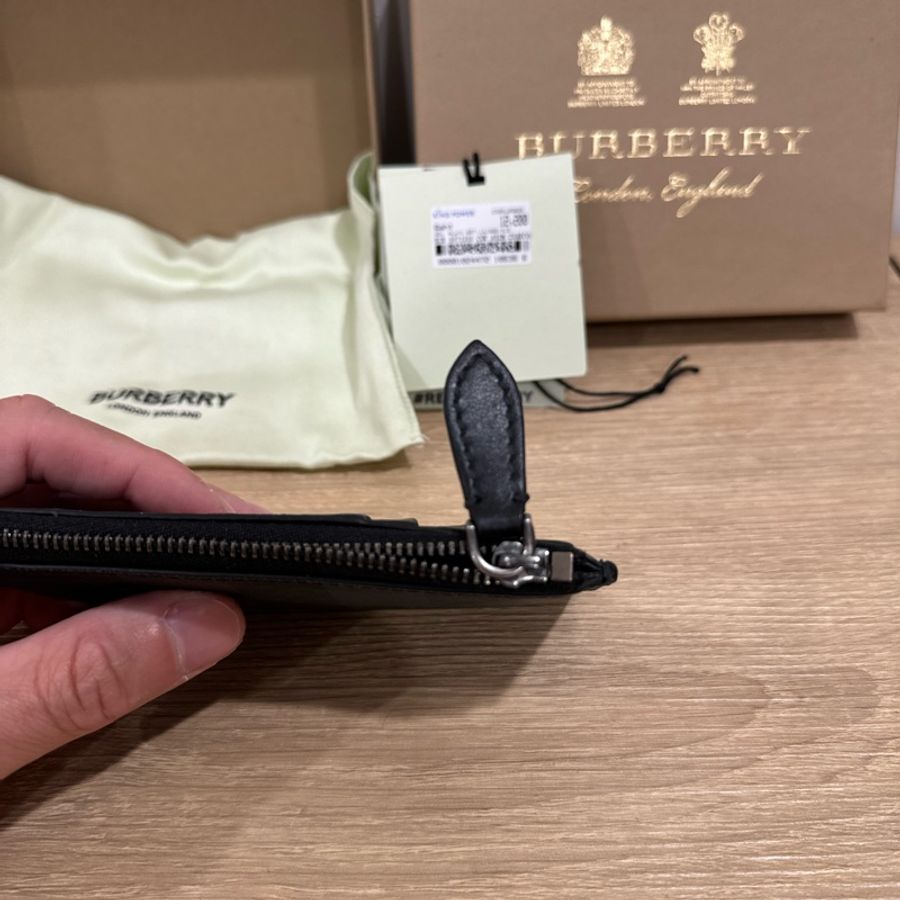 Burberry-3