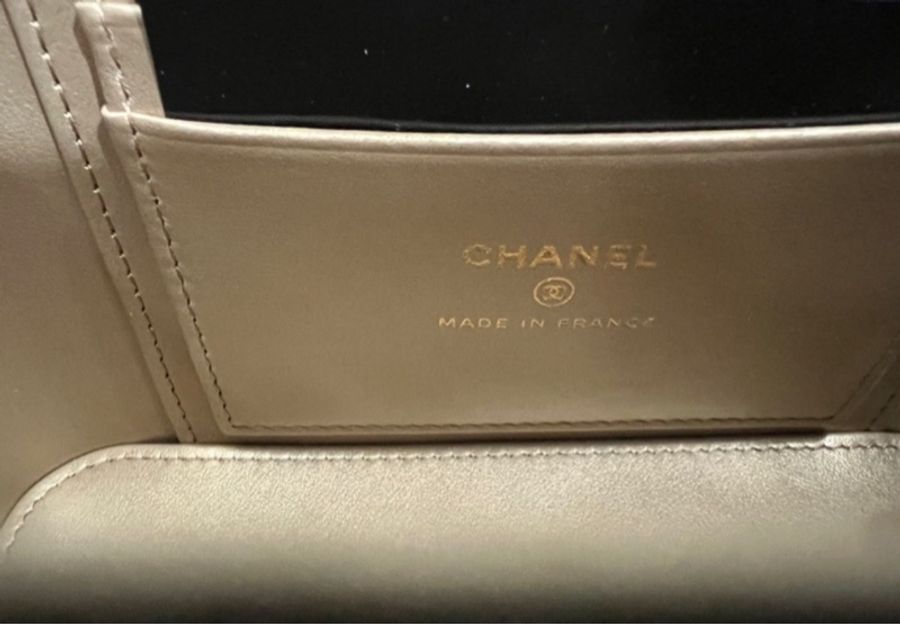 (已驗過)chanel小羊皮金球長盒子-閒置-16