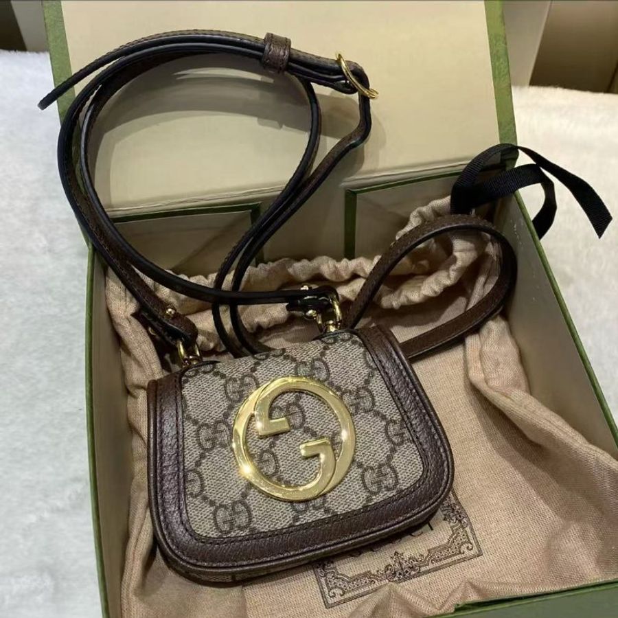 Gucci Blondie系列 GG Supreme小廢包耳機包 11.5x9x3cm 全新閒置 配件塵袋盒子-5