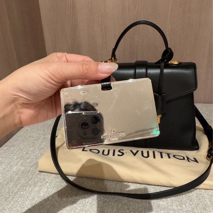 LV rose des vents 風中玫瑰 全皮 黑金 手提包 斜背包 肩背包 側背包 公文包 公事包-20