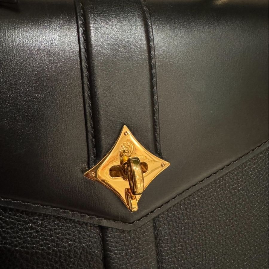 LV rose des vents 風中玫瑰 全皮 黑金 手提包 斜背包 肩背包 側背包 公文包 公事包-33