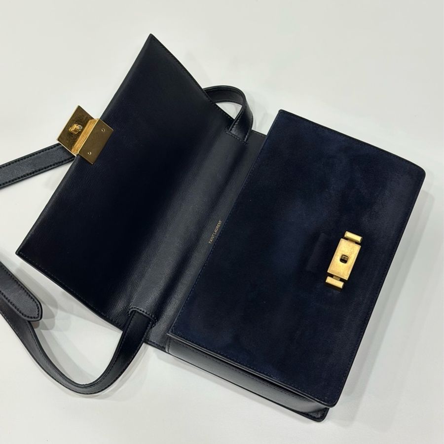 YSL 聖羅蘭 SAINT LAURENT Bellechasse 藏藍 麂皮 學院包 豆腐包 肩背包 斜背包 郵差包-24