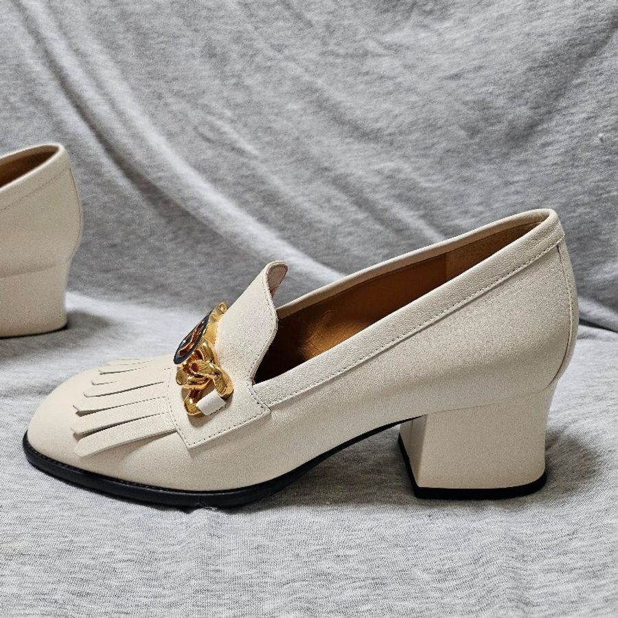 gucci 琺瑯 跟鞋 方頭 米白-11