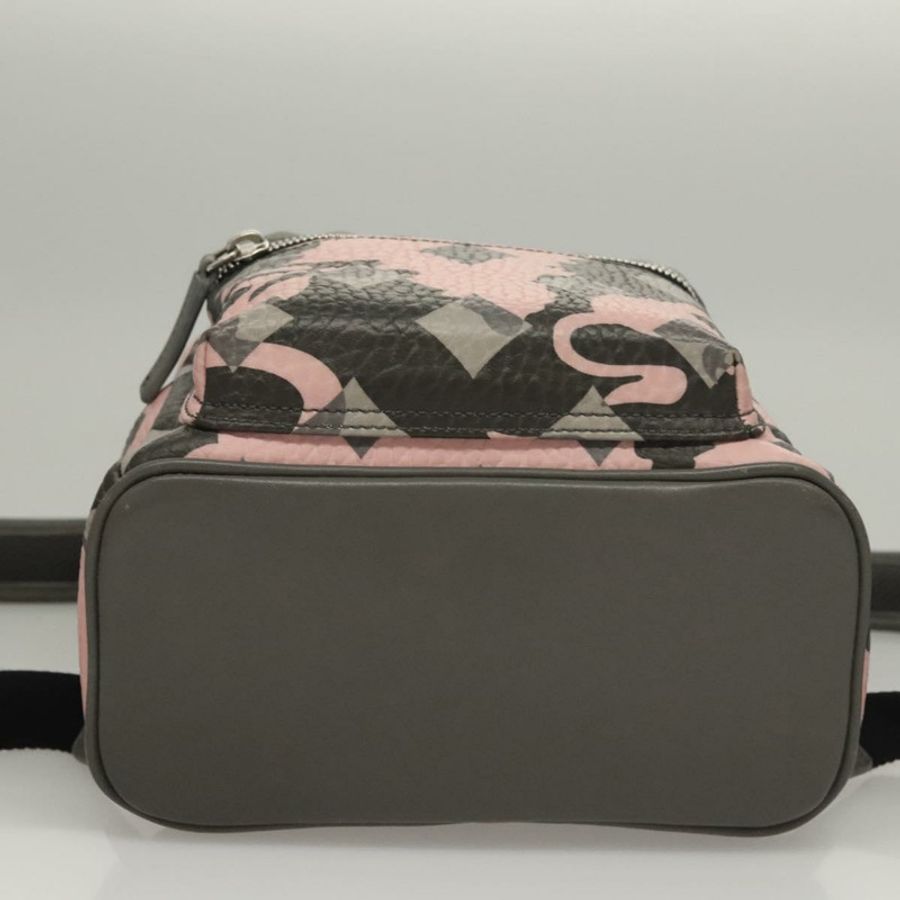 【日本直送】MCM Vicetos Logoogram 背包 PVC 皮革 粉紅色 銀色 正品 118259-4