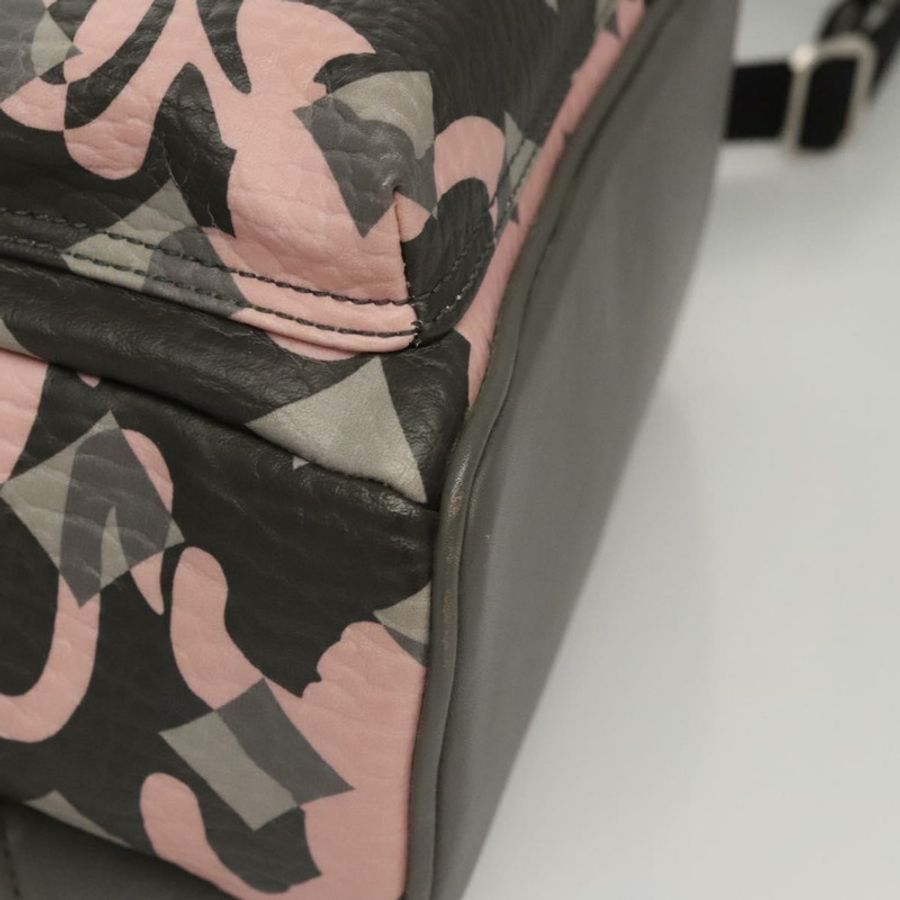 【日本直送】MCM Vicetos Logoogram 背包 PVC 皮革 粉紅色 銀色 正品 118259-14