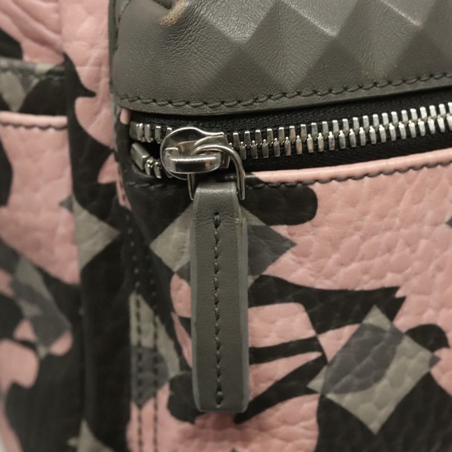 【日本直送】MCM Vicetos Logoogram 背包 PVC 皮革 粉紅色 銀色 正品 118259-18