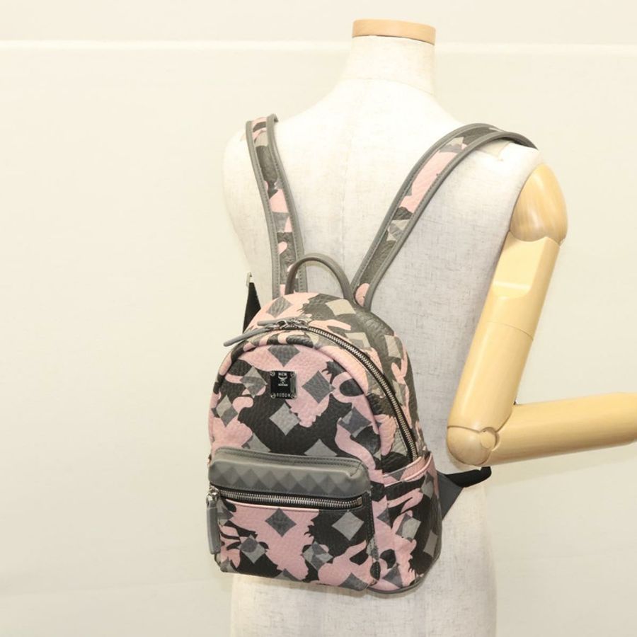 【日本直送】MCM Vicetos Logoogram 背包 PVC 皮革 粉紅色 銀色 正品 118259-26