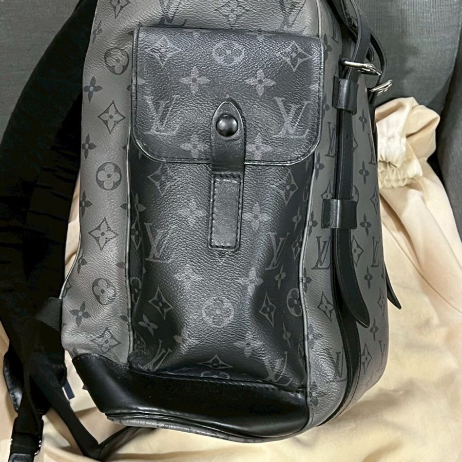 Louis Vuitton LV Christopher 黑武士 後背包 MM-4