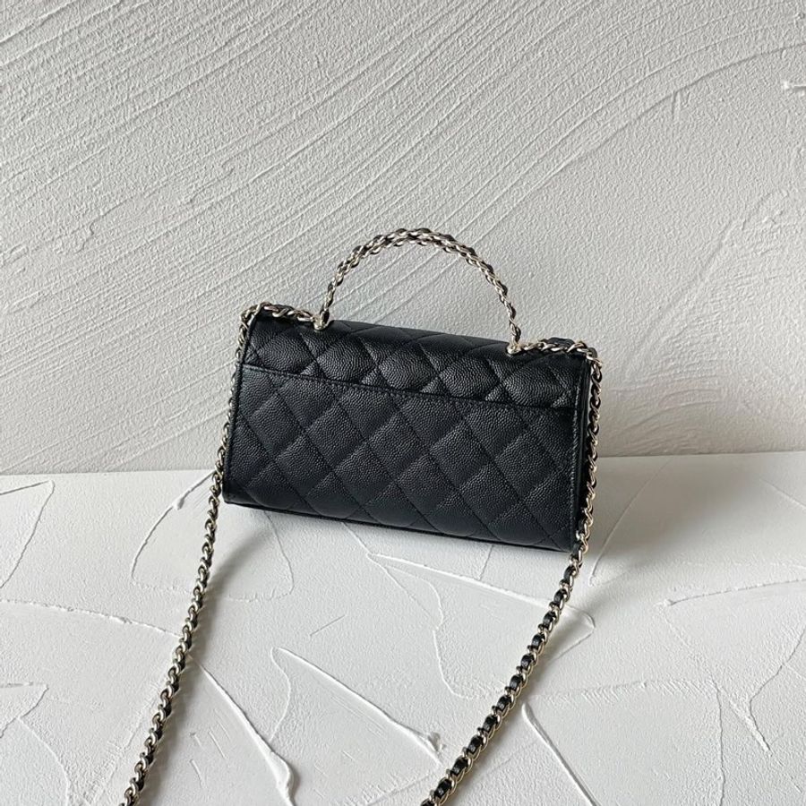 CHANEL 黑金牛皮魚子醬 長款KELLY-1