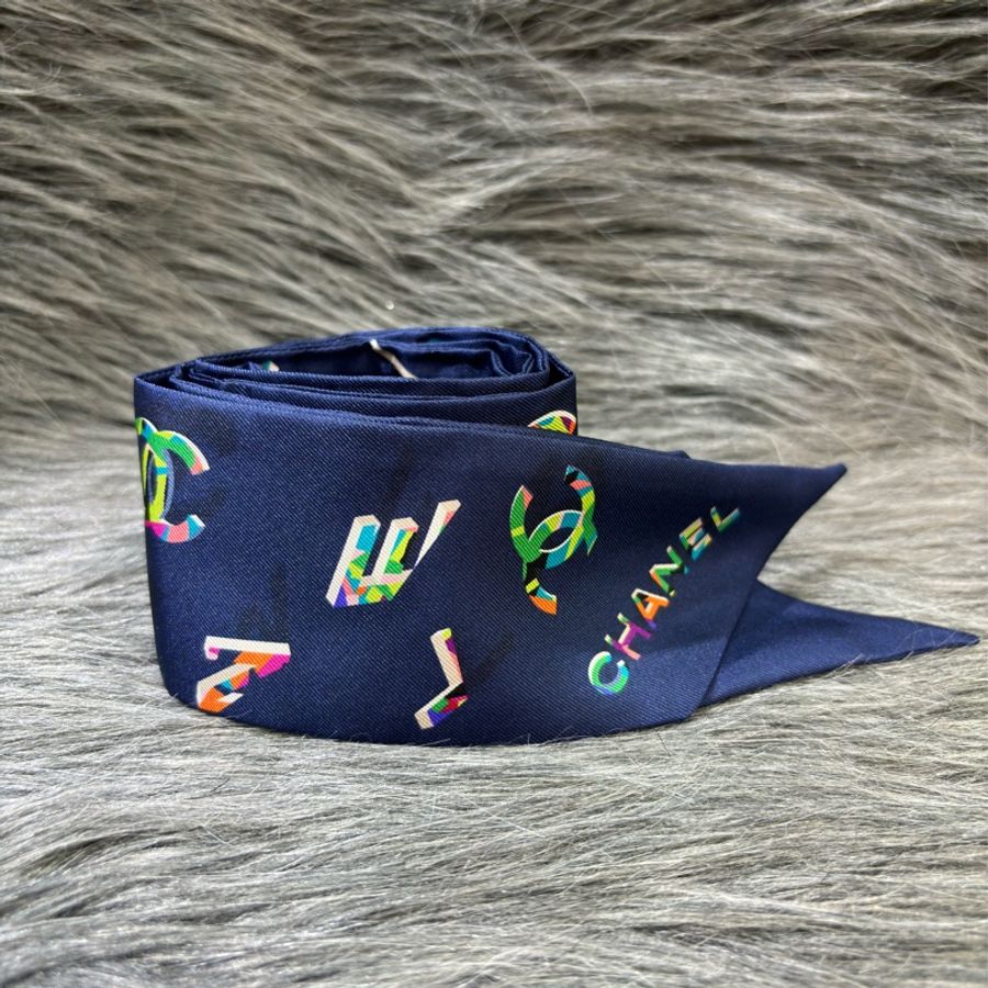 CHANEL 藍色 彩色 字母 英文Logo  絲巾 領巾 頭巾 領帶-6