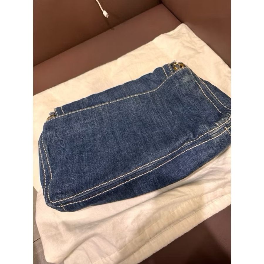 Prada牛仔丹寧布鍊帶豬鼻包流浪包-4